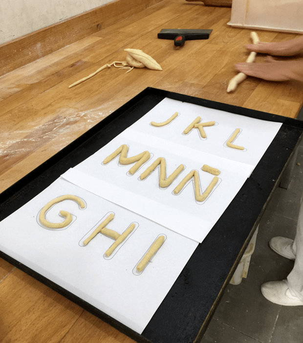 02 Preparando las letras para el horno